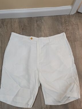 Brooks Brothers Men’s Linen Shorts!